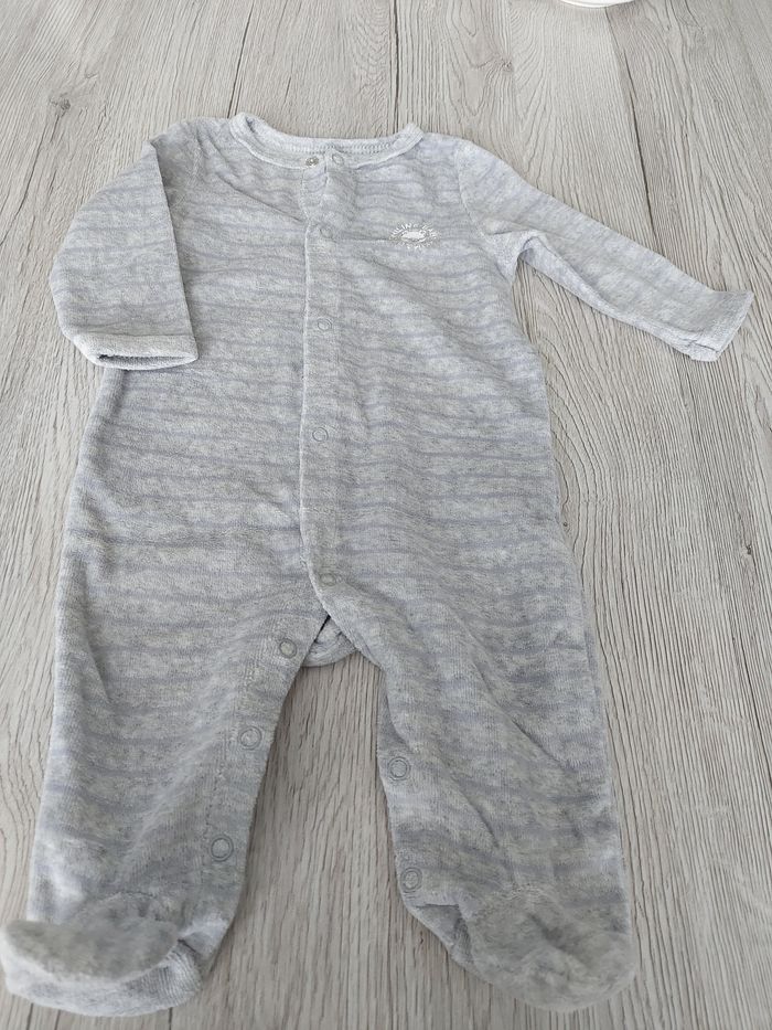 Lot pyjamas - photo numéro 3