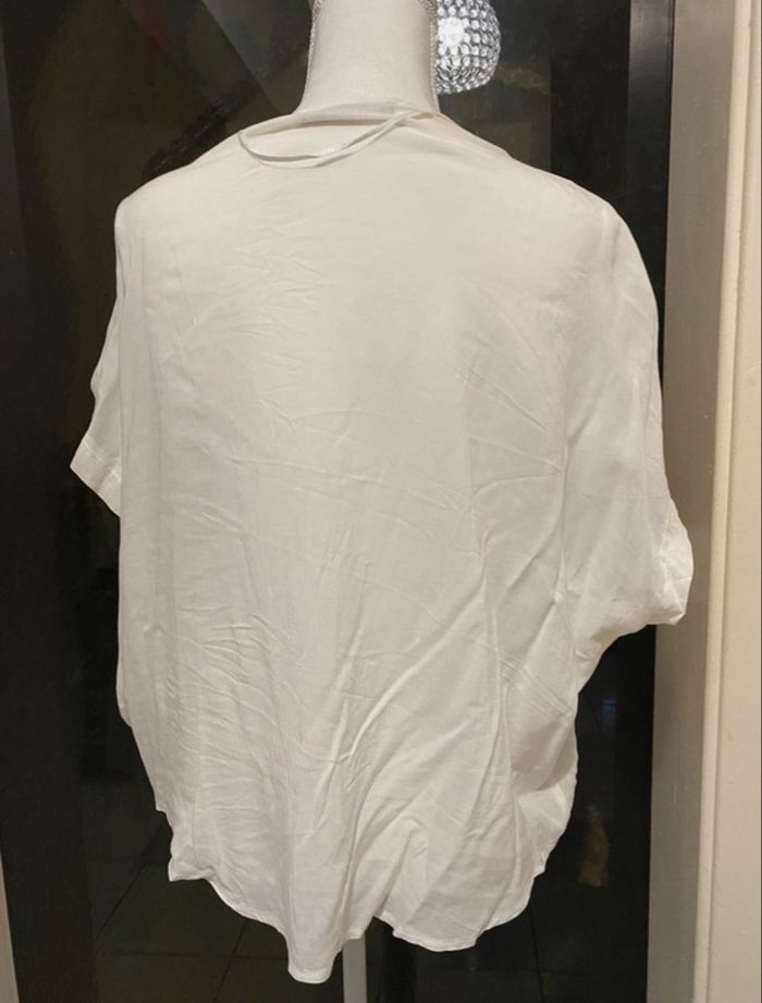 T-shirt top avec col strass Gémo taille 46 - photo numéro 3