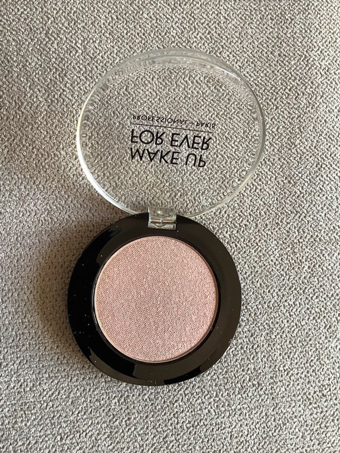 Fard à paupières  Make up for ever 524 rose irisé 2,5 gr NEUF - photo numéro 4
