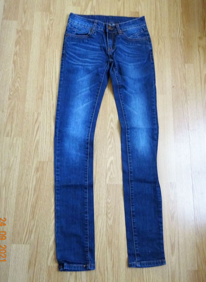 jeans Dolce & Gabbana W25 T36 - photo numéro 2