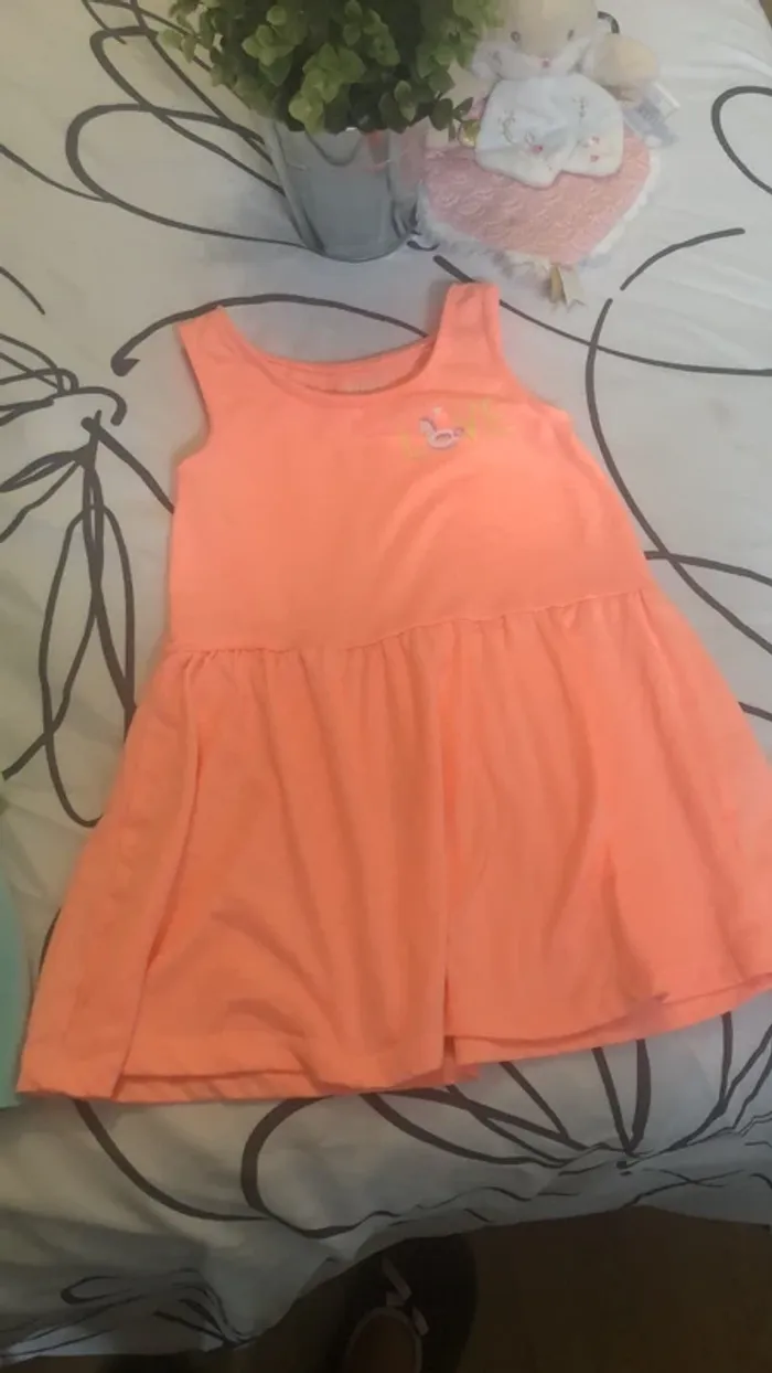 Lot 4 robes - photo numéro 5