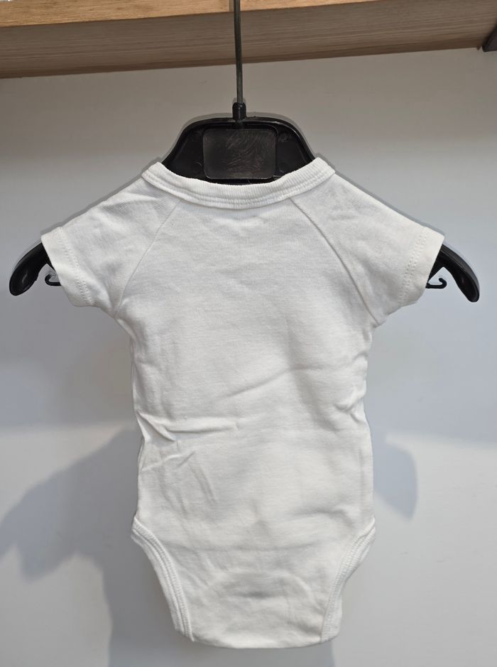 Bodie MC blanc 3 mois - photo numéro 2