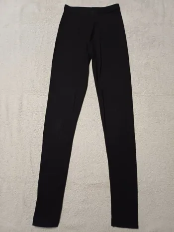 Legging noir XS Kiabi (réf perso G-P48)(familleac72)
