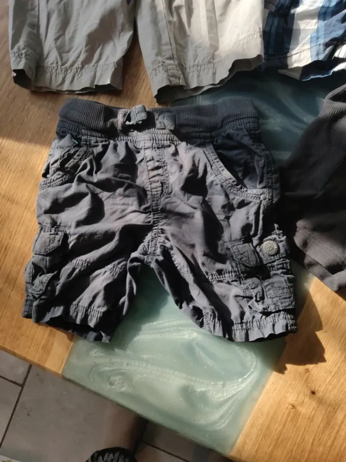 Lot short 4 ans garçon - photo numéro 2