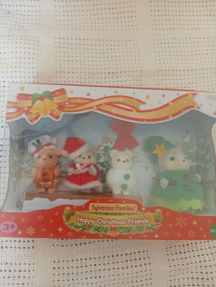 Sylvanian Families Happy Christmas Friends neuf - photo numéro 4