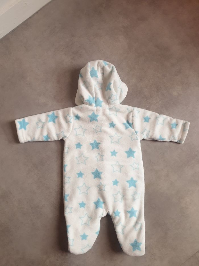 Pyjama 1mois - photo numéro 3