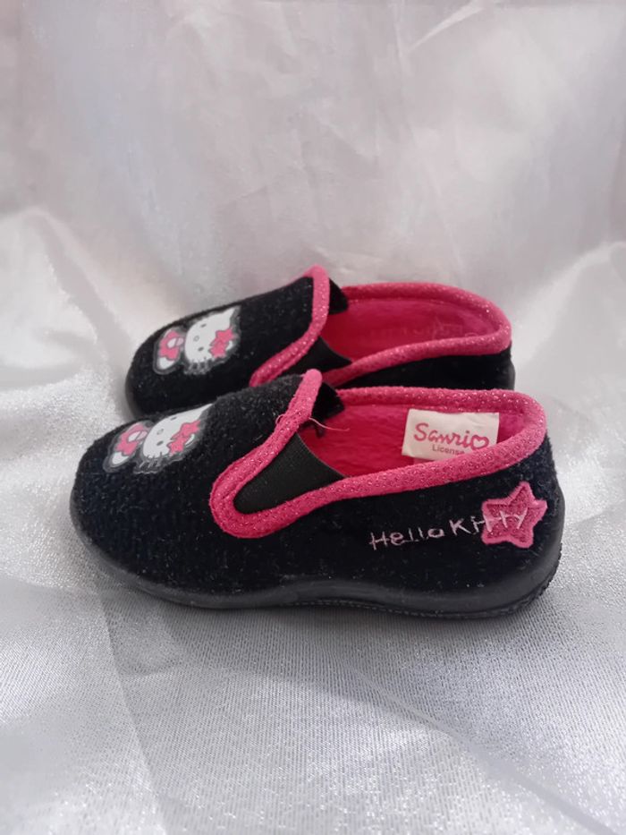 Chaussons Hello kitty - photo numéro 2