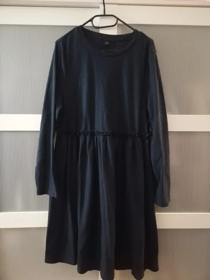Robe marine - photo numéro 2