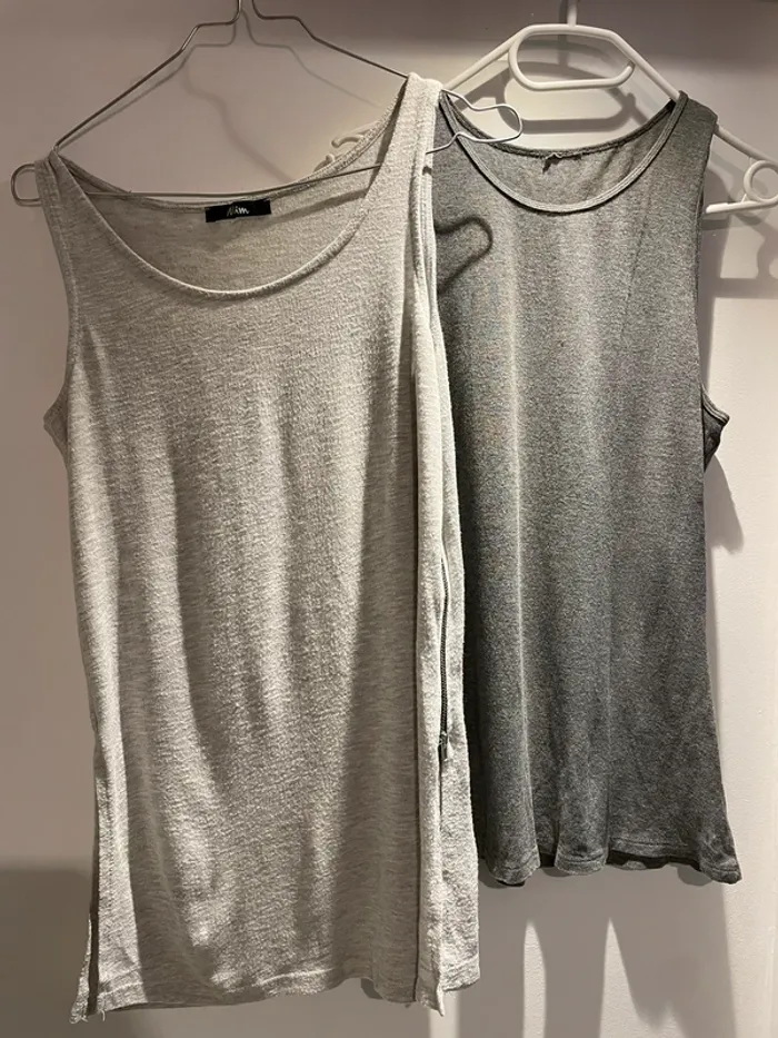 Lot de 2 débardeurs gris en très bon état taille M