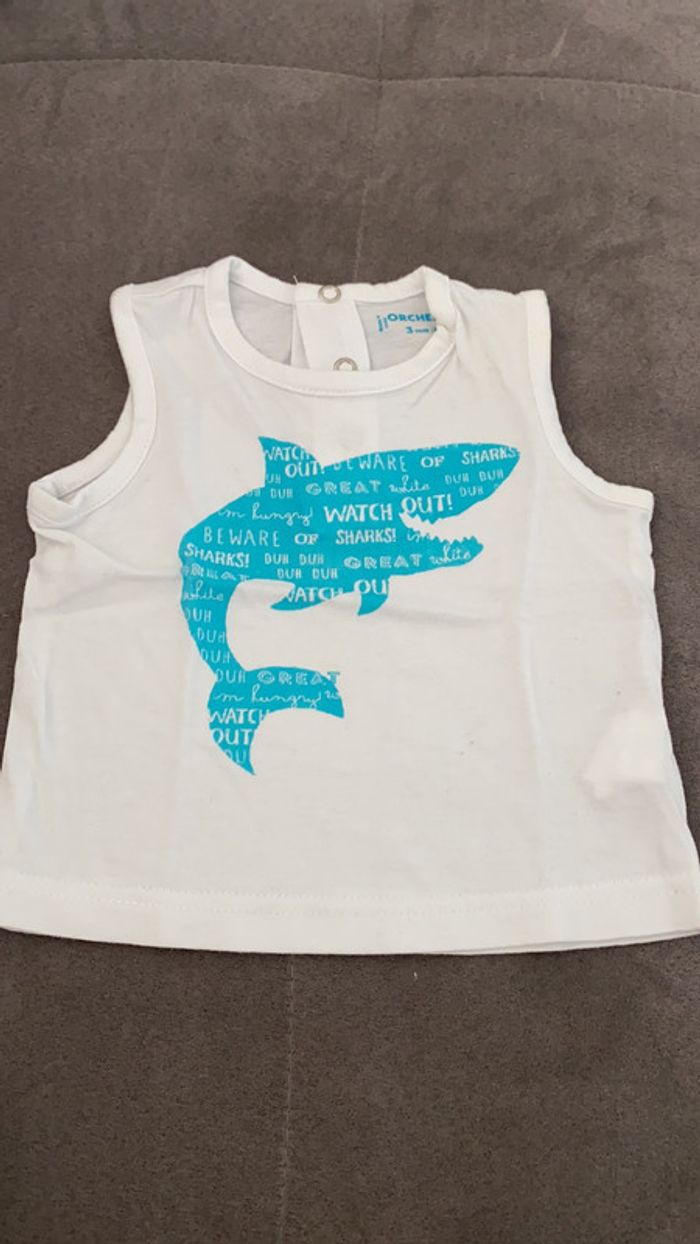 T-shirt sans manches