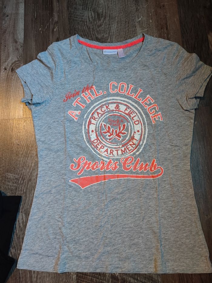 Lot vêtements de sport femme. - photo numéro 2