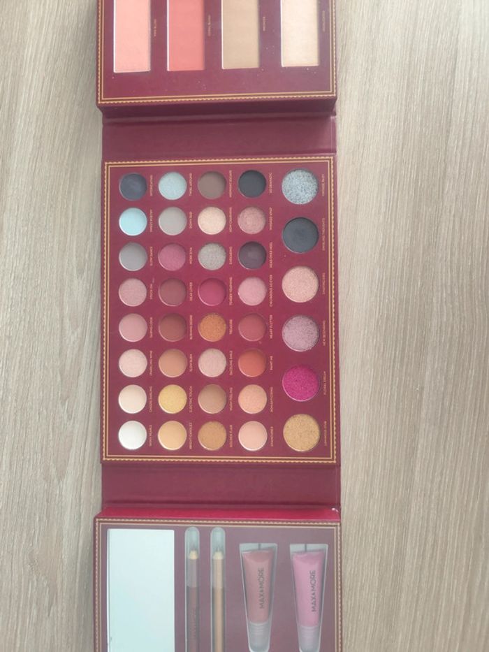 Palette makeup - photo numéro 2