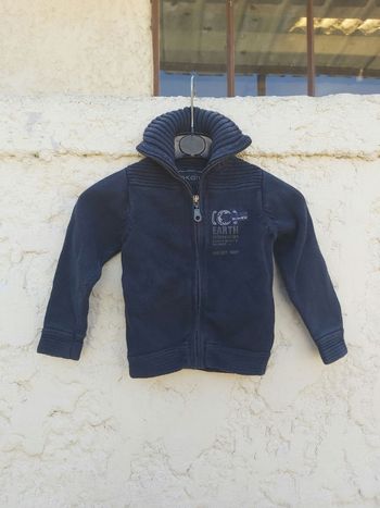 Gilet zippé Okaïdi Taille 3 ans 
Bon état