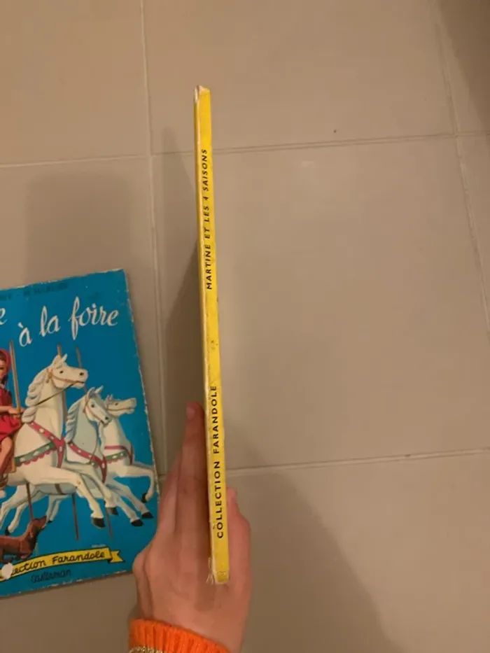 Lot deux livres vintage Martine - photo numéro 9