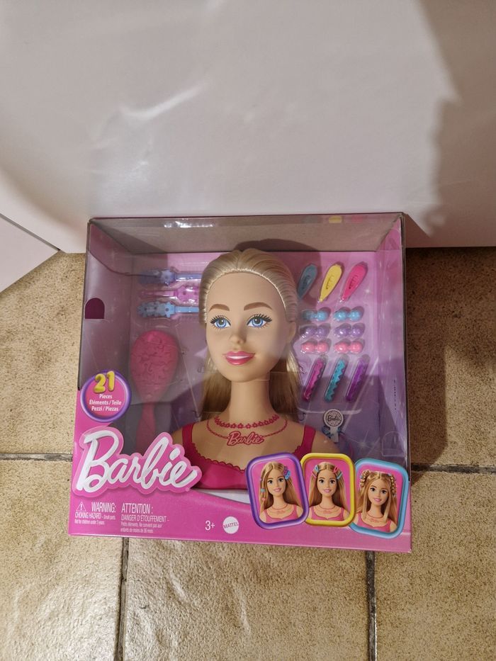 Tête à coiffer Barbie