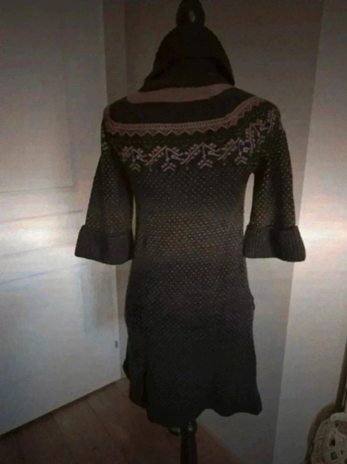 Robe hiver Etam noire et marron imprimé scandinave taille S / taille 36 - photo numéro 7