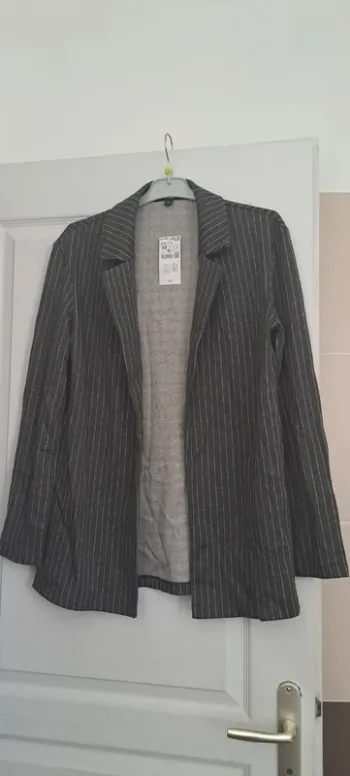 Veste fine taille XS neuve