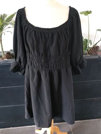 Robe noire H&M