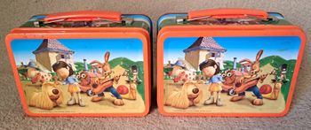 Lot de 2 boites métalliques publicitaires Kinder Le Manège Enchanté