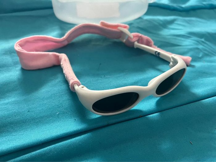 Lunette solaire bébé - photo numéro 3
