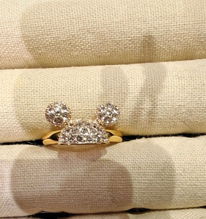 Bague dorée mickey