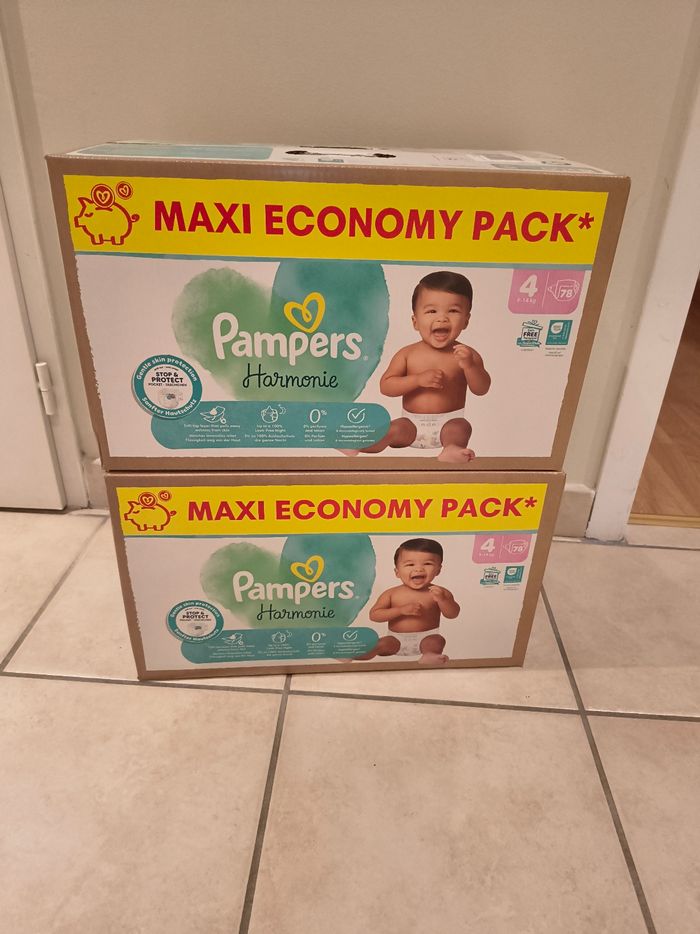 156 couches Pampers Harmonie taille 4 (2 cartons de 78 couches) 🌿