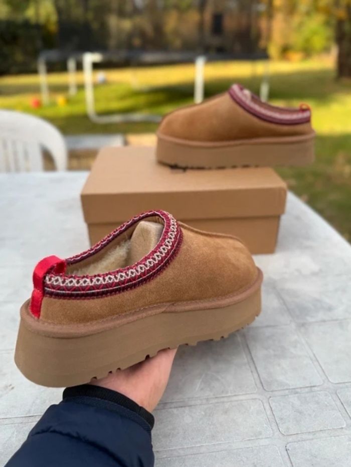 Bottes de neige UGG, sandales d'hiver, pointure 36 - photo numéro 4