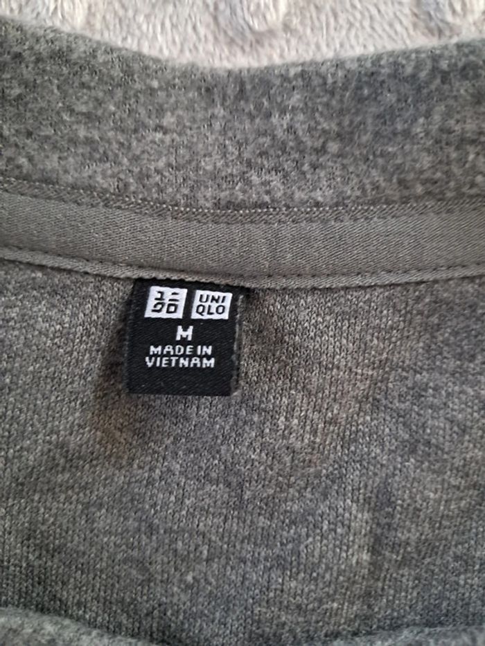 Haut manches longues Uniqlo taille M - photo numéro 2