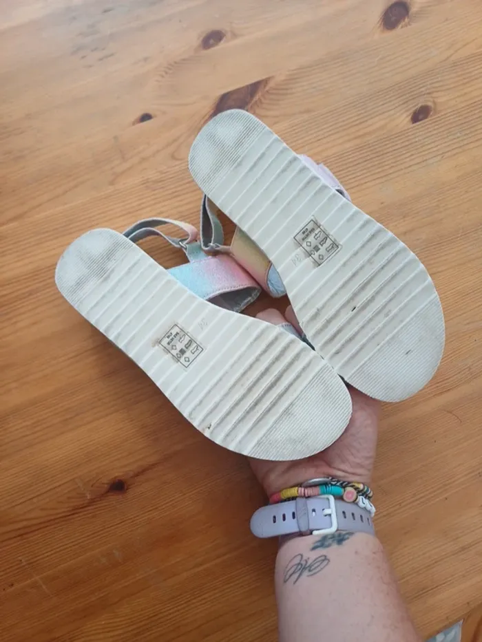 Sandales à  scratchs multicolore - photo numéro 2
