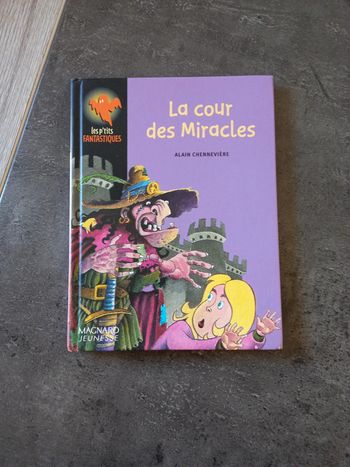 Livre enfants. A compter de 7 ans