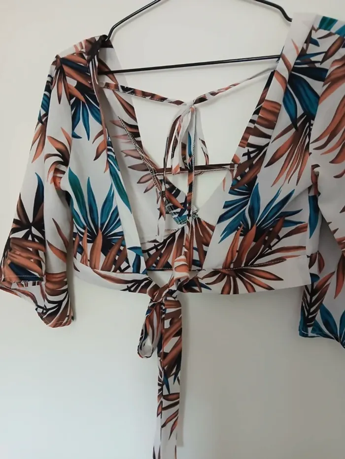 Crop top dos nu - photo numéro 2