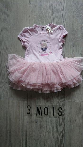 Robe body  tutu 3mois