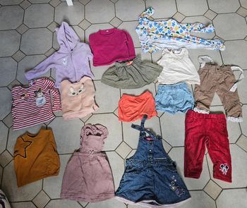 Lot de vêtements 18 mois