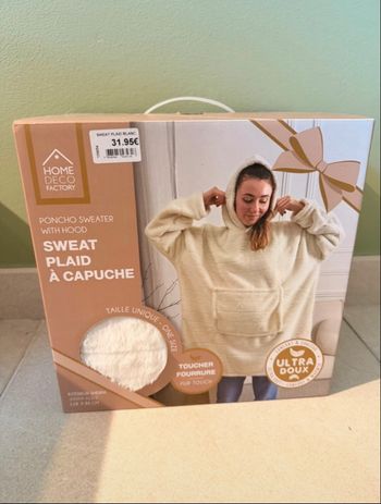 Sweat plaid à capuche ultra doux Home Deco Factory - Taille unique Neuf