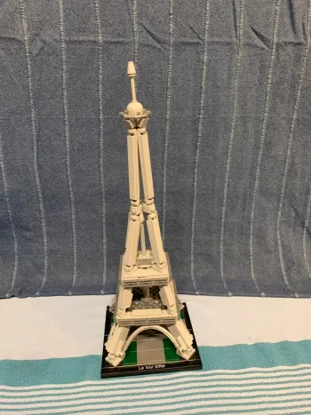 Lego 21019 La Tour Eiffel