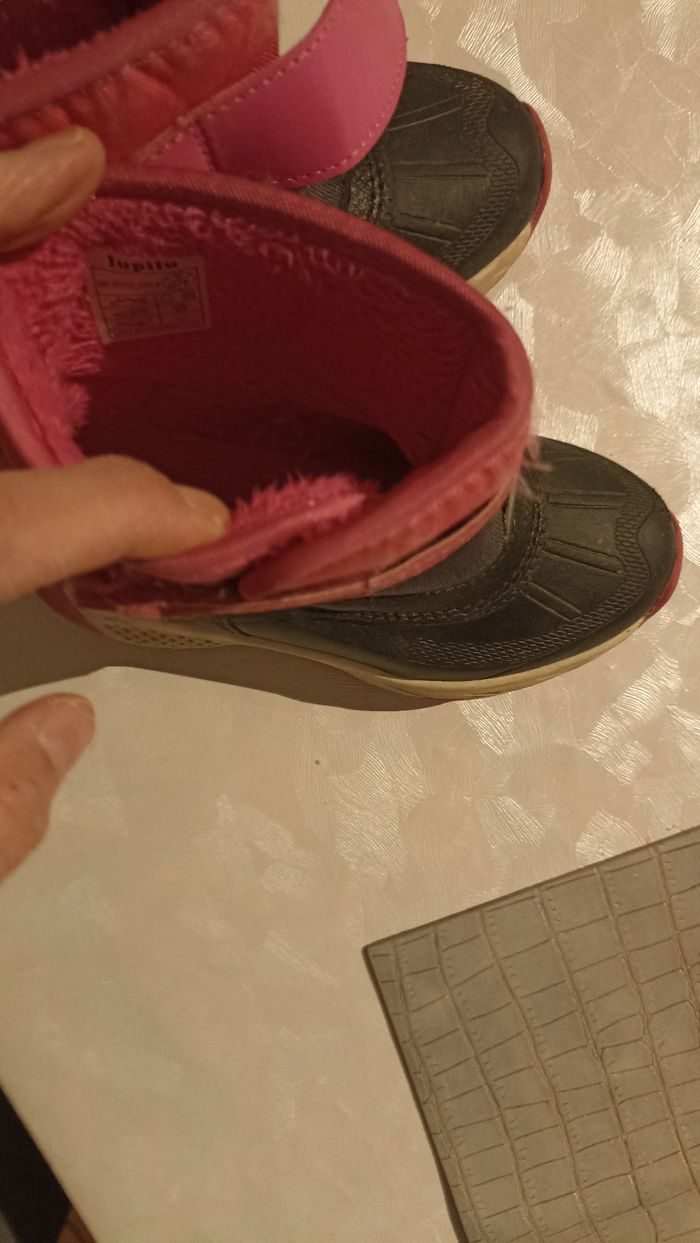 Bottes de neige fille taille 27 - photo numéro 3