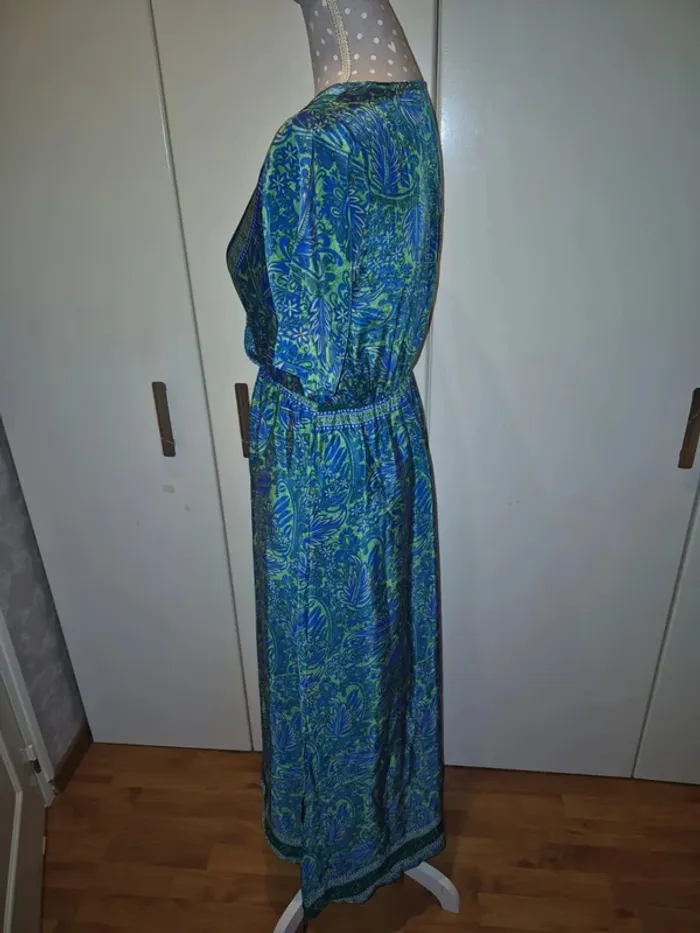 Robe fluide colorée - photo numéro 3