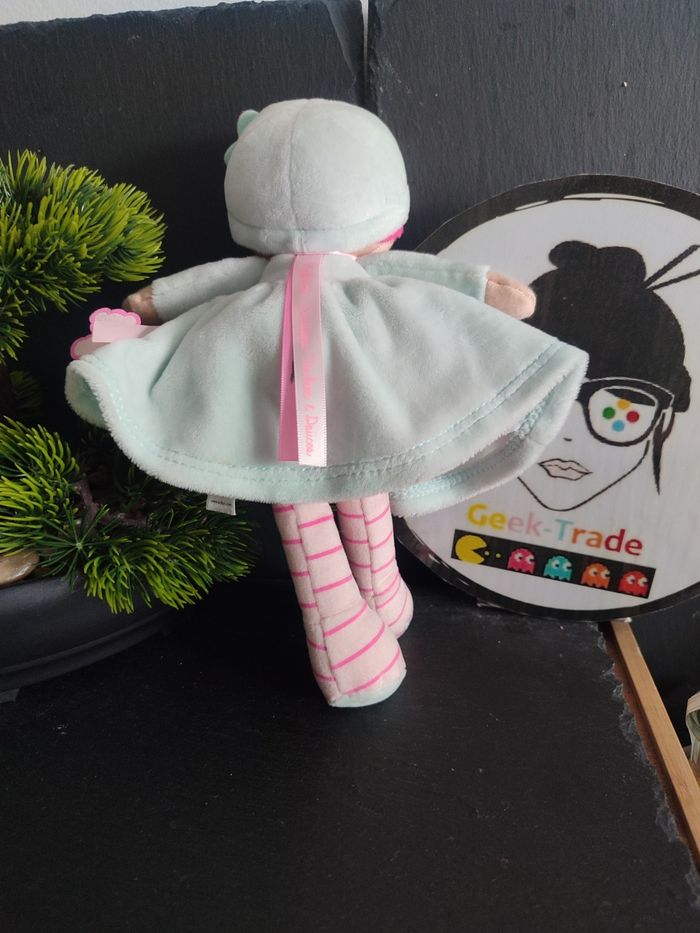 peluche doudou Ma première poupée de chiffon Azure K kaloo bleu rose robe rayé - photo numéro 2