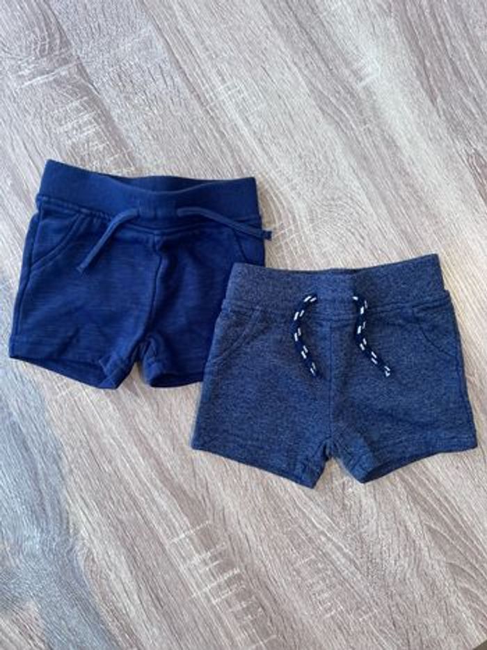 2 shorts