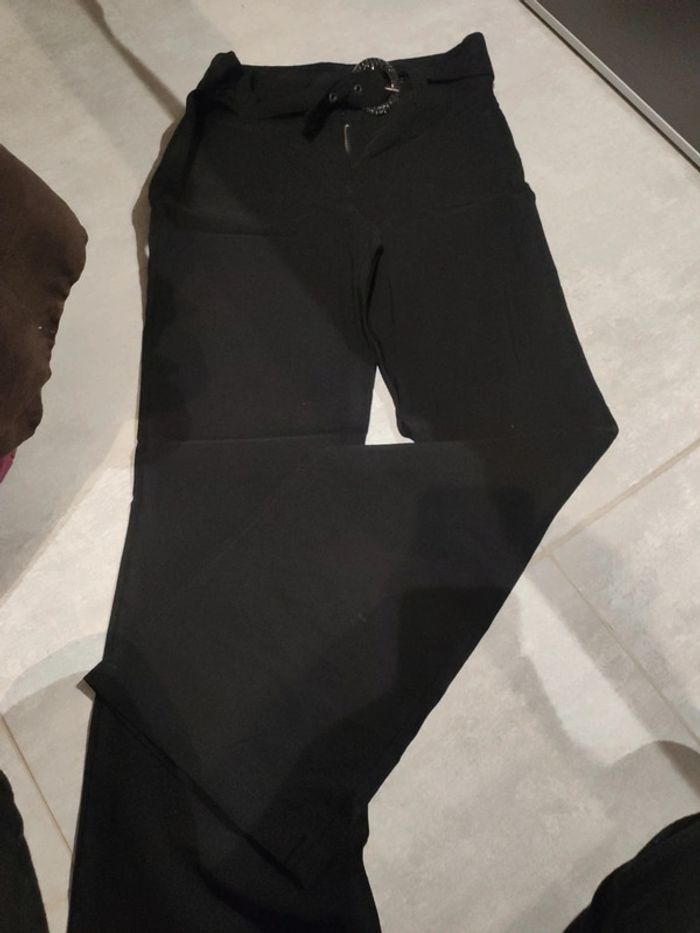 Pantalon 16 ans ou 38 162cm