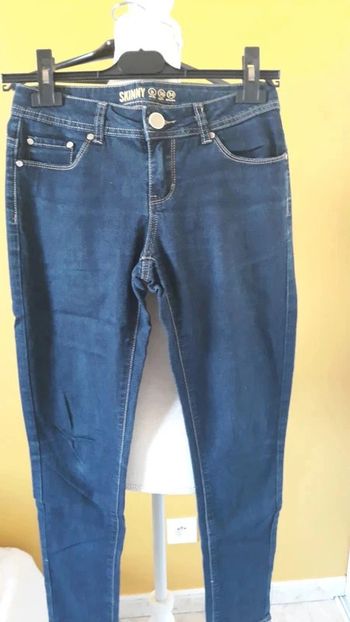 Jean skinny taille 36 Primark