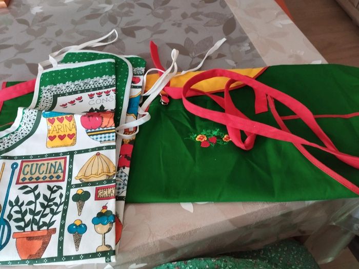 Lot de deux tabliers