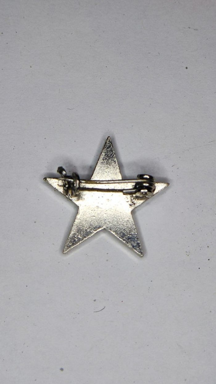 Broche étoile strass - photo numéro 5