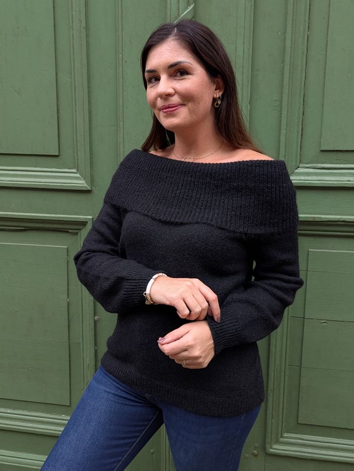 Pull Brest à revers sur épaules noir
Taille unique - photo numéro 3