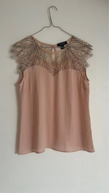 Haut fluide rose