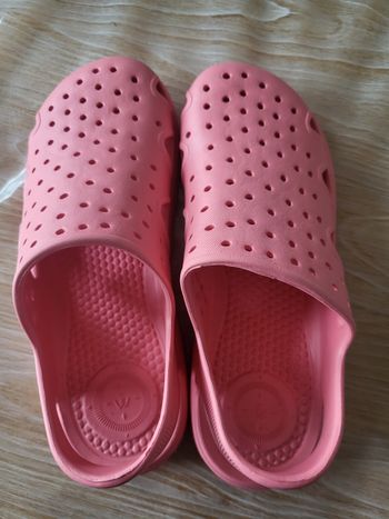 Crocs isotoner 31 32