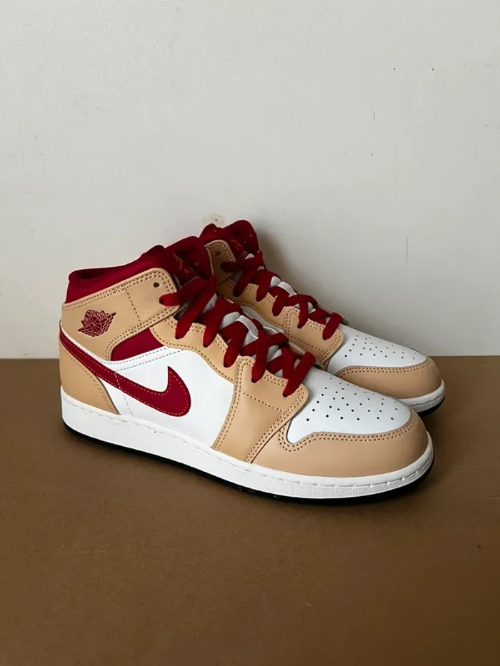 Nike Air Jordan 1 Mid Light Cardinal Curry - 40