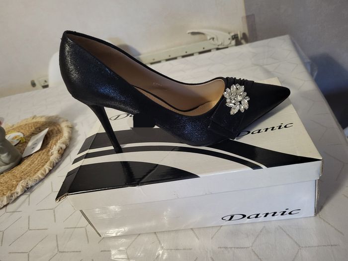 Chaussure femme neuve taille 40 - photo numéro 2
