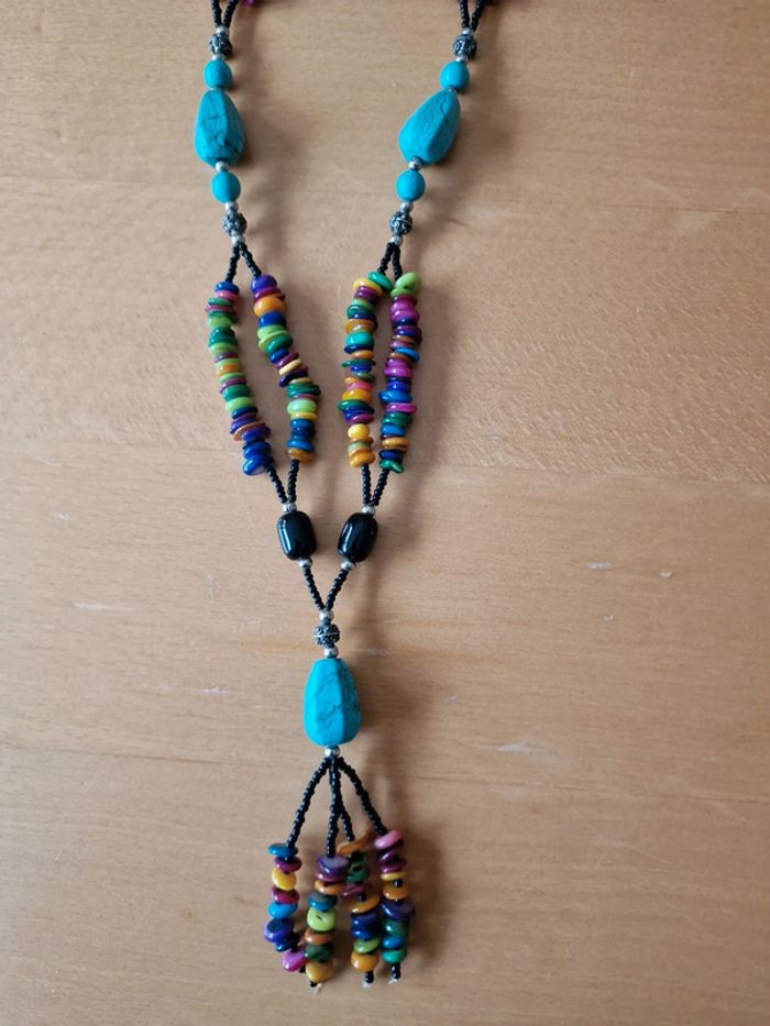 Collier fantaisie en très bon état - photo numéro 2