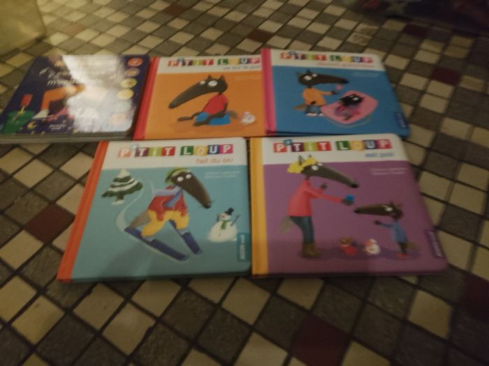 Vend livre pour enfants - photo numéro 3